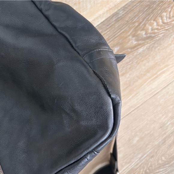 Coach Heritage Web Leather Duffle F70561 – Black Leather Weekender - Picture 6 of 10